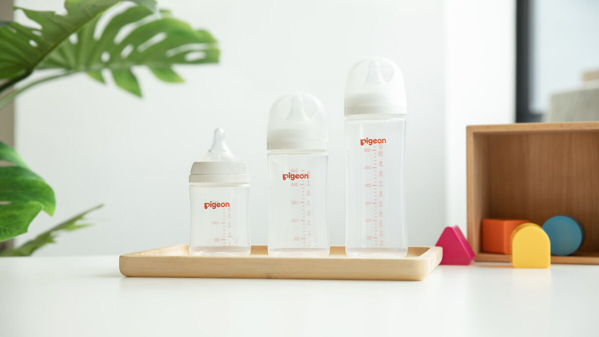 Choosing the Right Bottle Material: A Safe Start for Baby