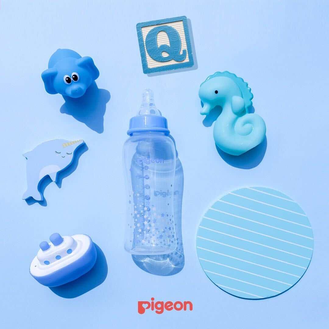 silicone baby bottle with bath toys