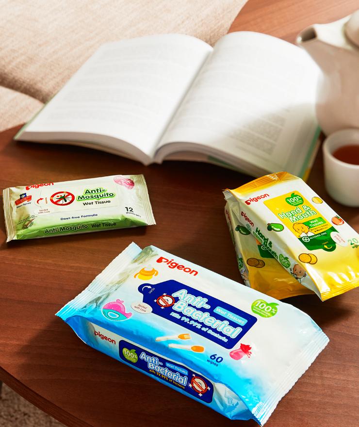 baby wipes and insect repellent wipes