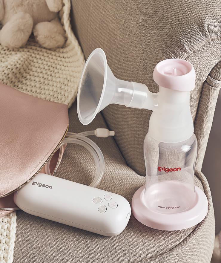 Breast Pumps & Breastfeeding Accessories